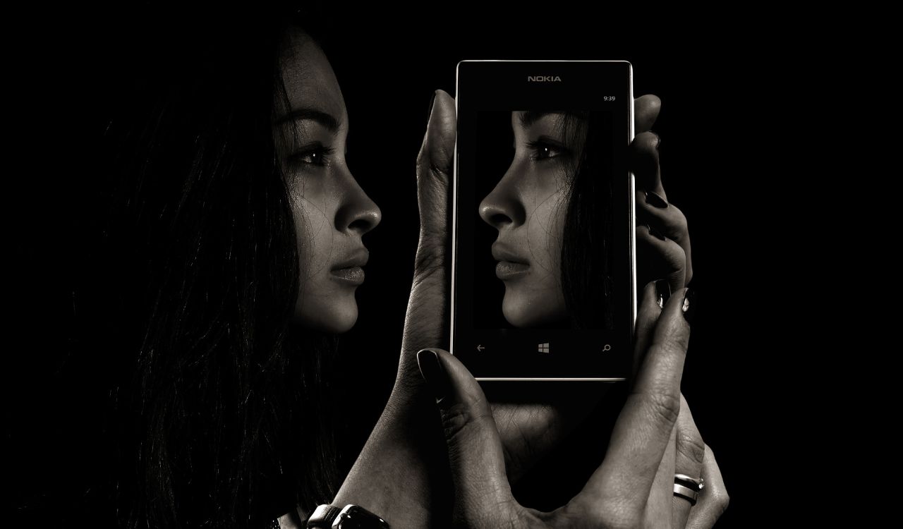 Why is it important to be authentic on LinkedIn?
